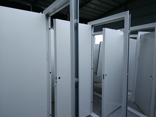 入戶門正對房間門